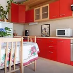 Πανσιόν Guest House Kate 3*