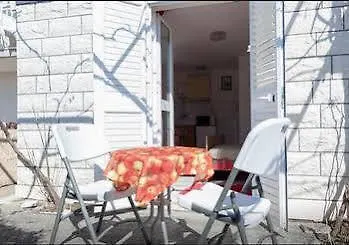 Kate 招待所 米利尼